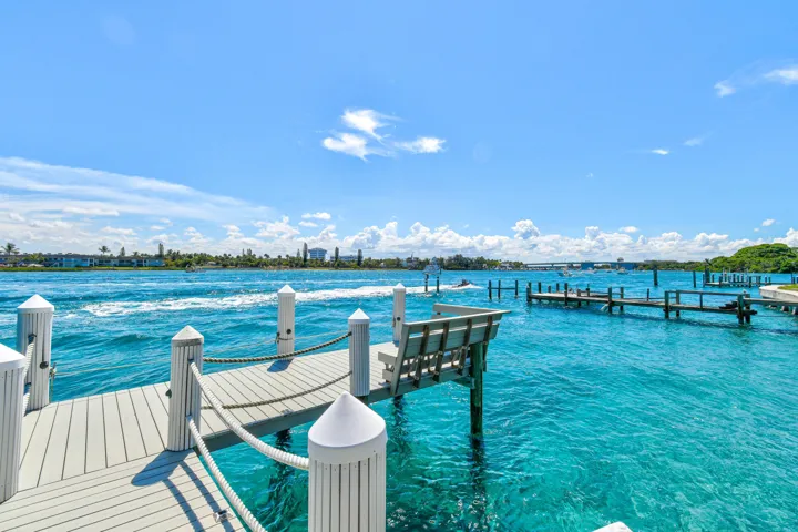 87LighthouseDr(14)