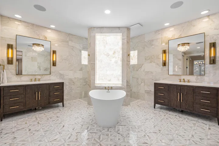 121_Royal_Palm_Way_56