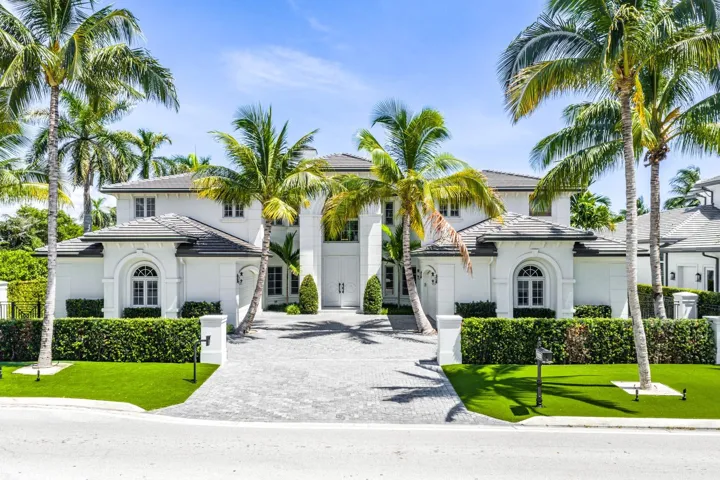 121_Royal_Palm_Way_Aerial_01