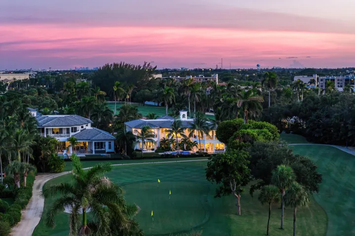 121_Royal_Palm_Way_Dusk_13