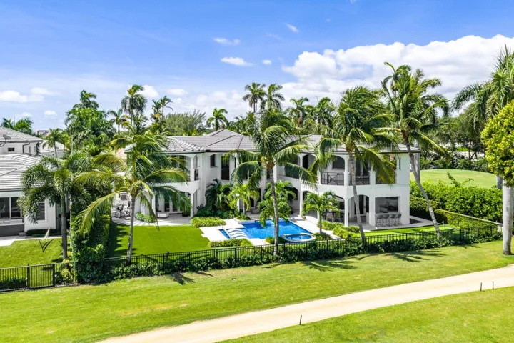 121_Royal_Palm_Way_Aerial_08