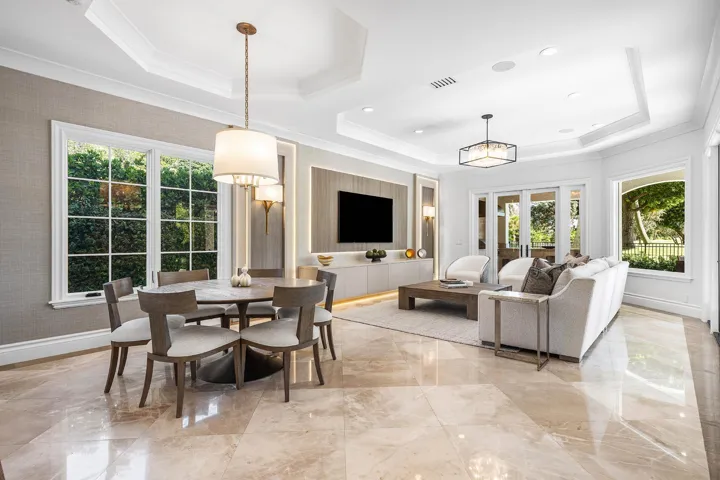 121_Royal_Palm_Way_19