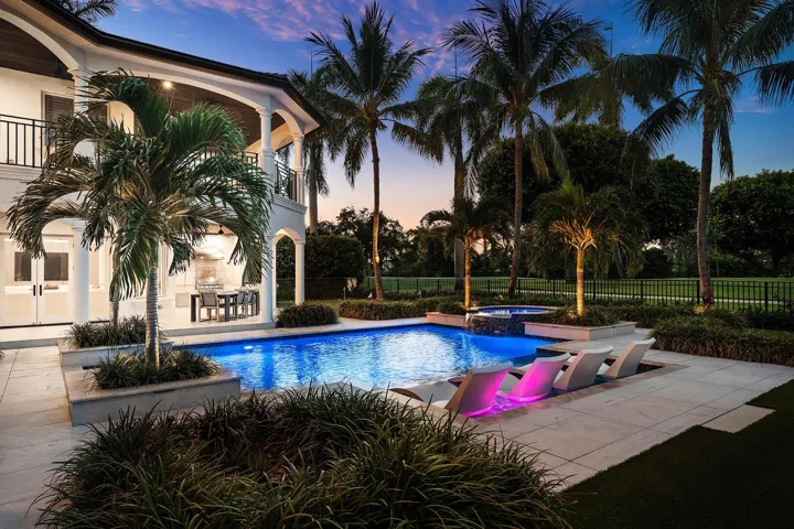 121_Royal_Palm_Way_Dusk_07