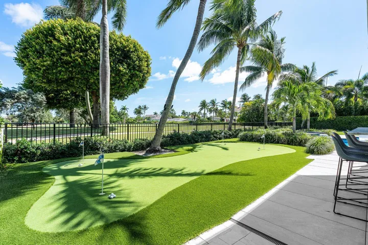 121_Royal_Palm_Way_26
