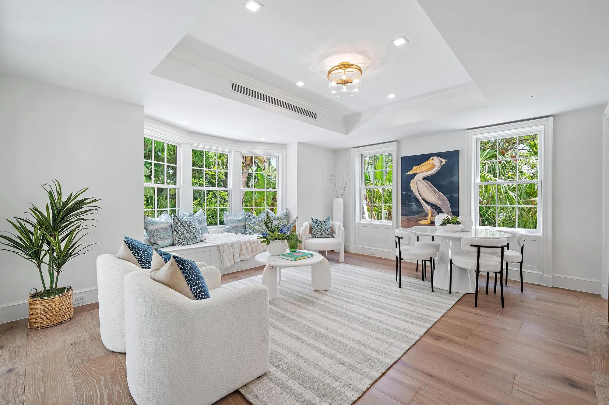 269 Jamaica Ln-20