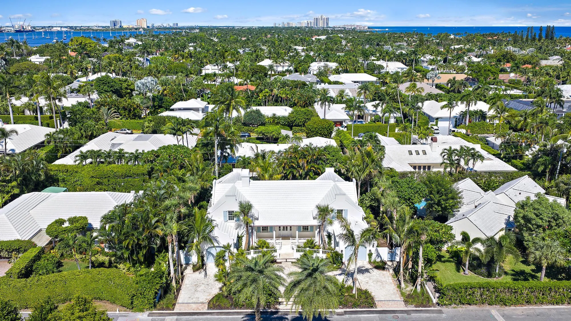269 Jamaica Ln-8