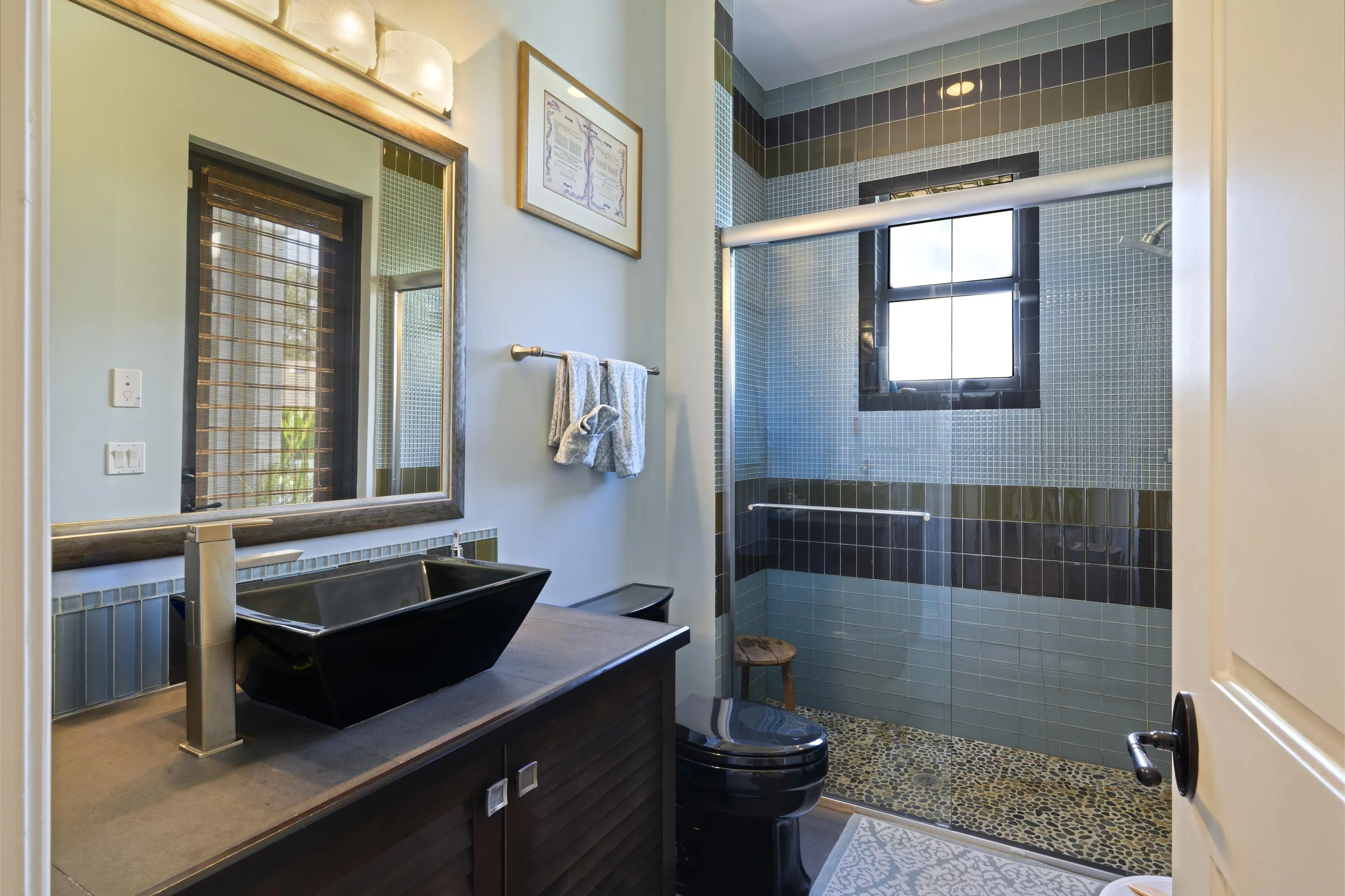 CABANA BATH - 1ST FL
