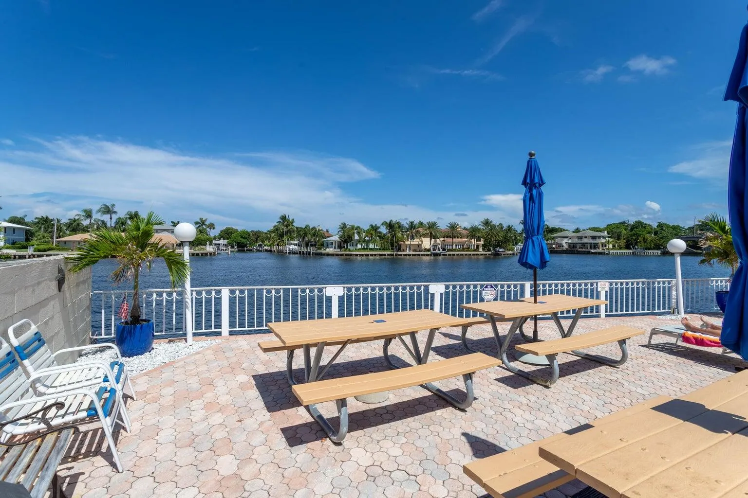 Picnic area on the ICW