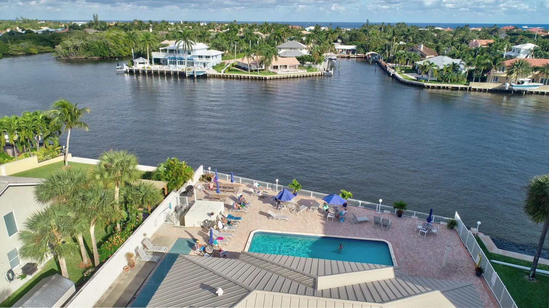 Pelican View