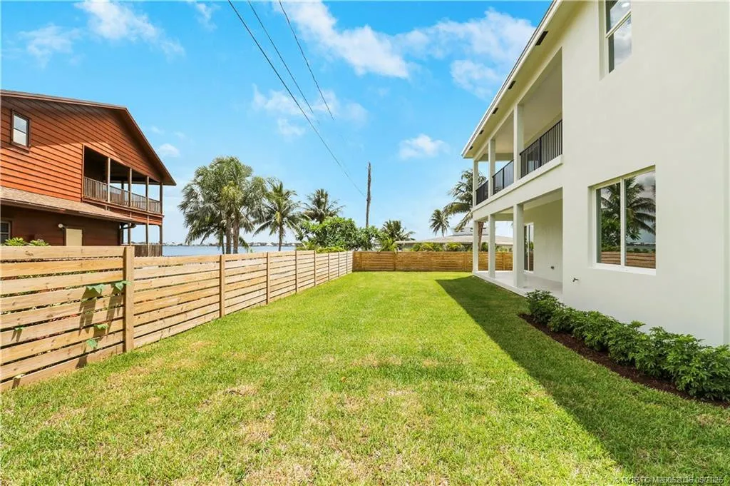 Property photo 61