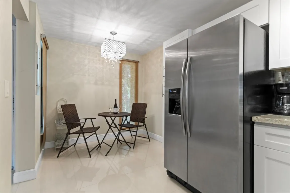 Eat in Kitchen