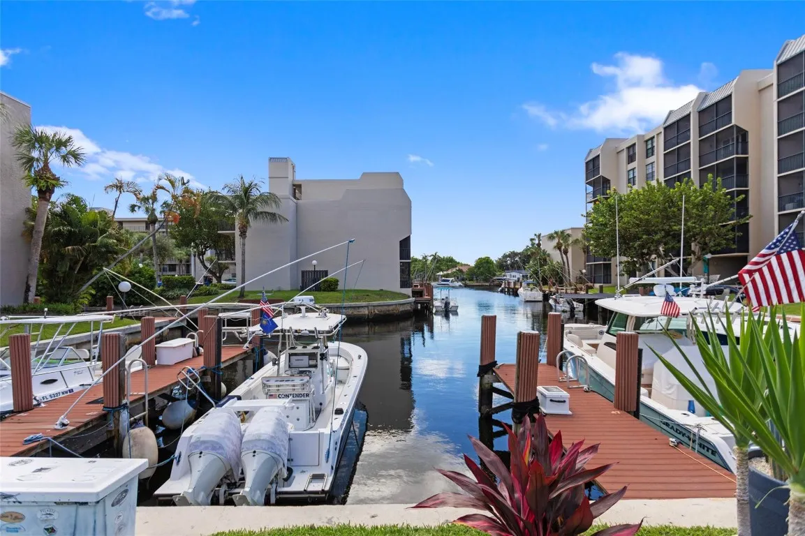 Dockage Available