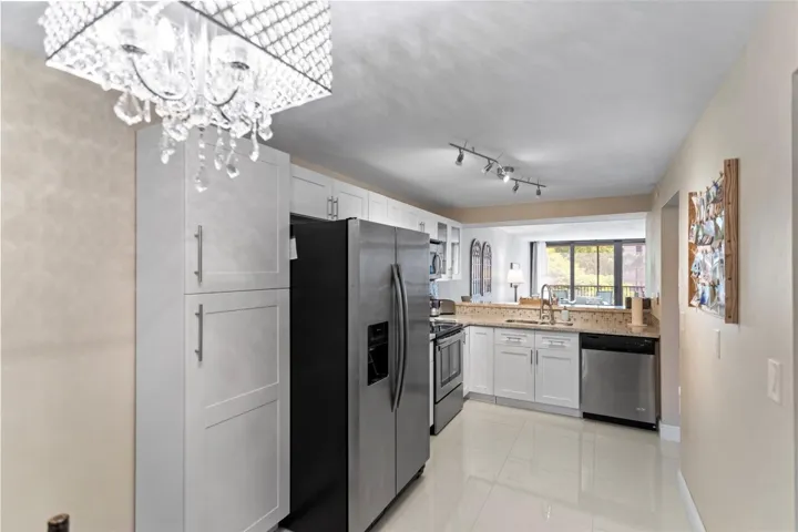 Open Kitchen