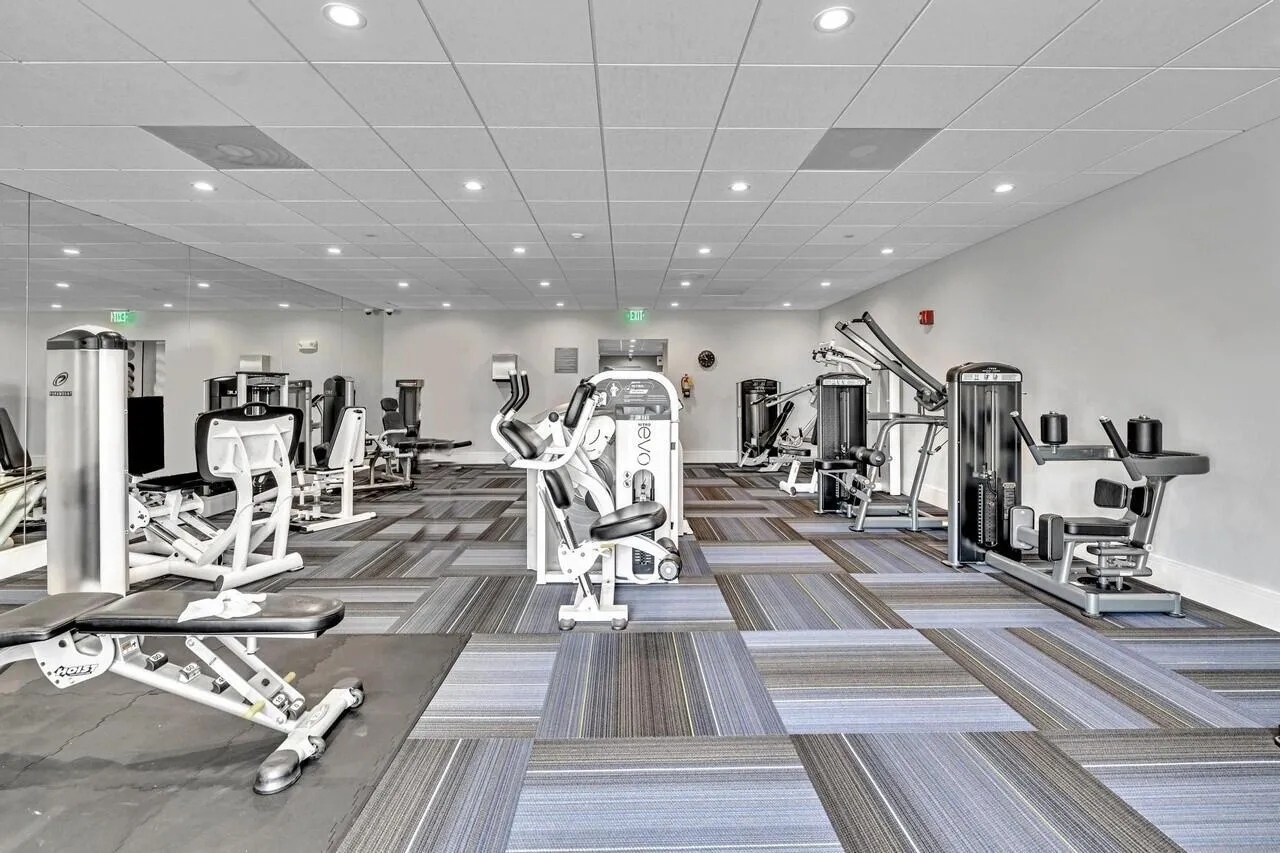 thumbnail_25 Fitness Center