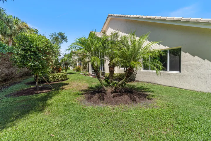 7296 Falls Road E Boynton Beach FL-122