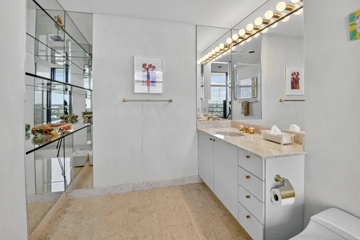 Guest Bath 3