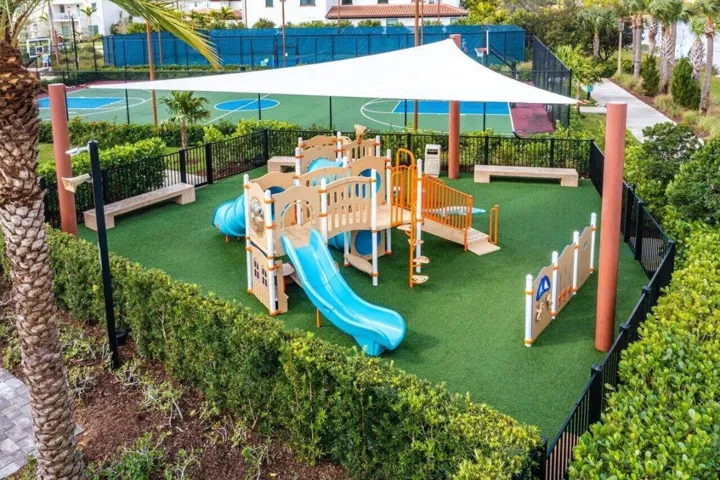 Alton - Playground