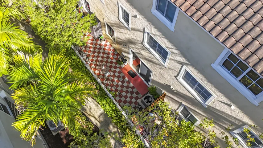 312 Bayfront Drive-74