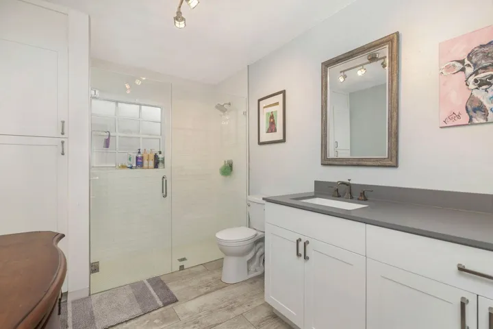 Barn Bathroom