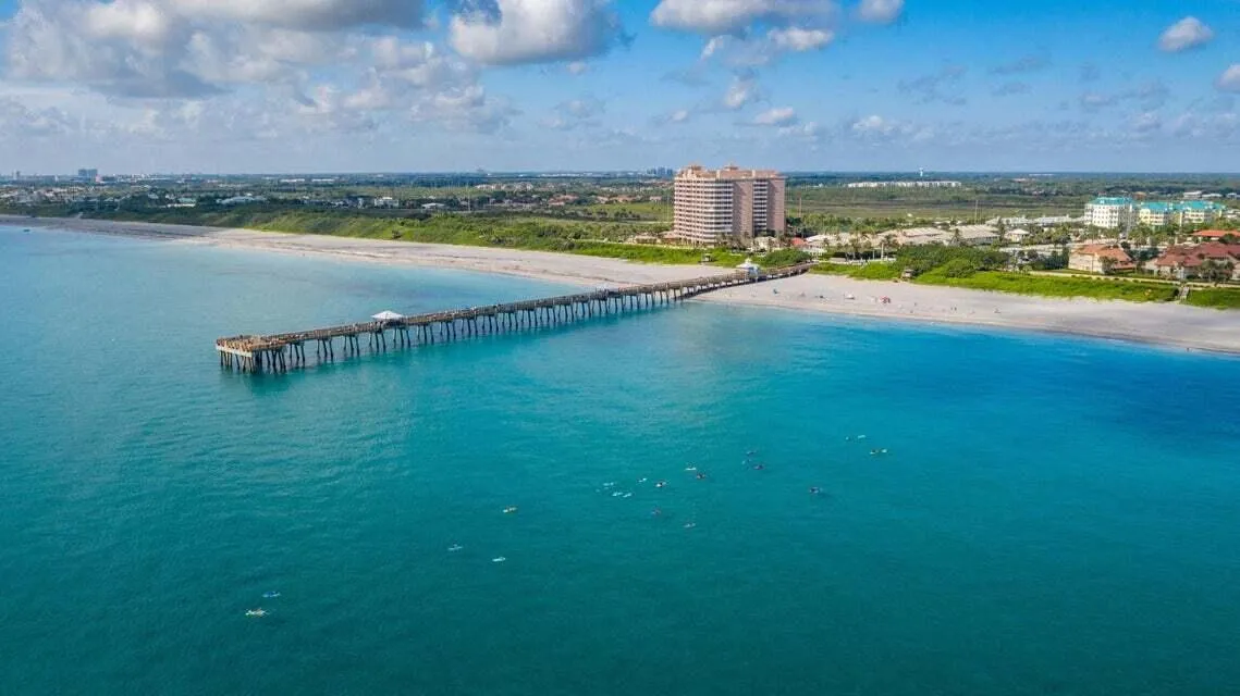 Juno Pier