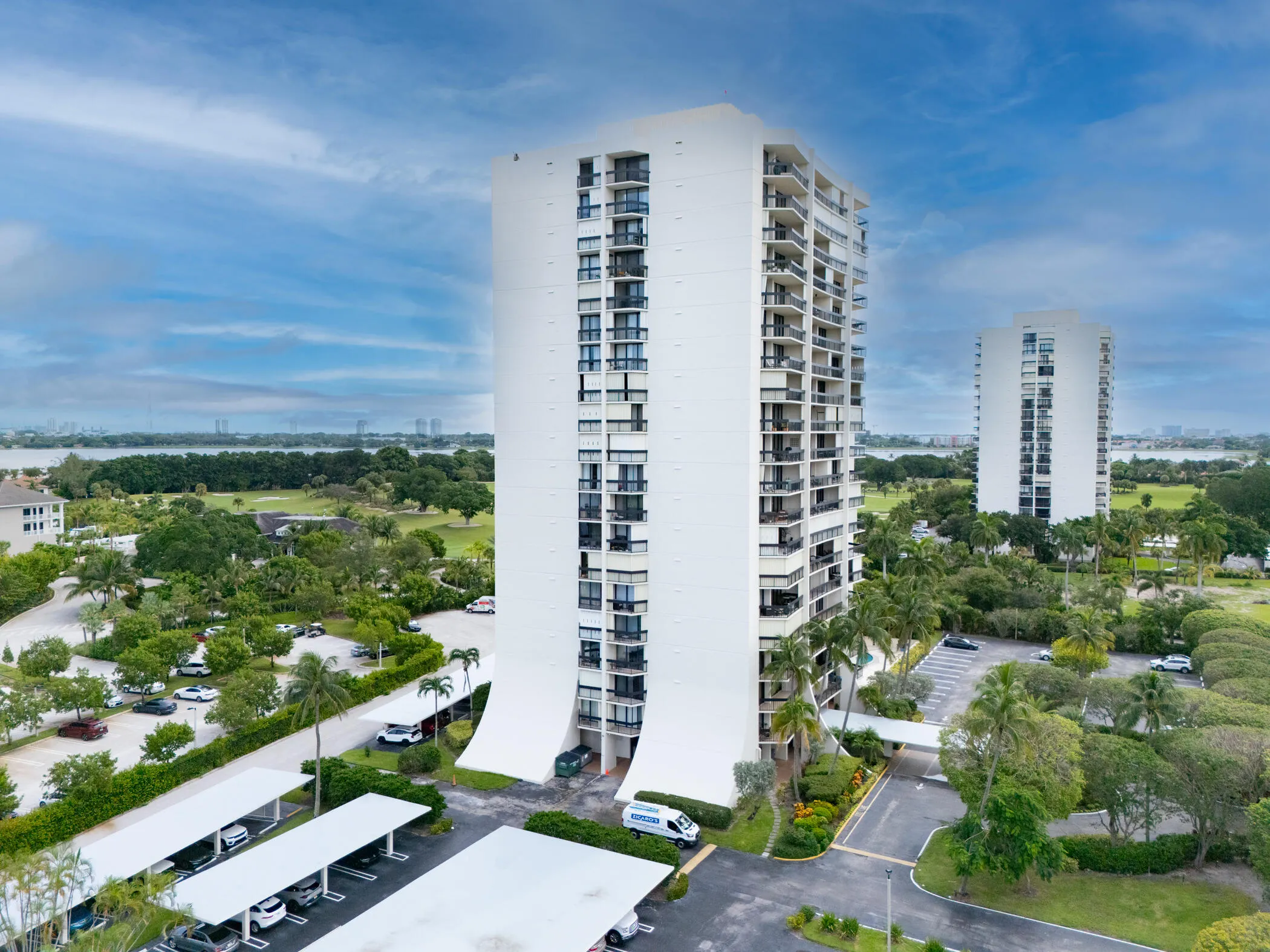 © Clark-2400 Presidential Way 801-029