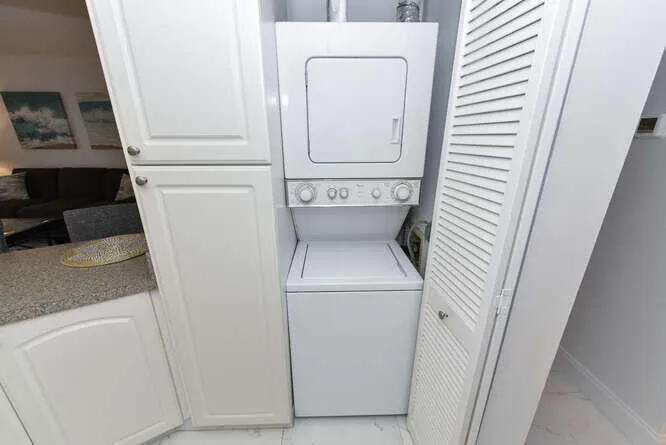 1605 US Rte 1 B105 Jupiter FL-small-017-