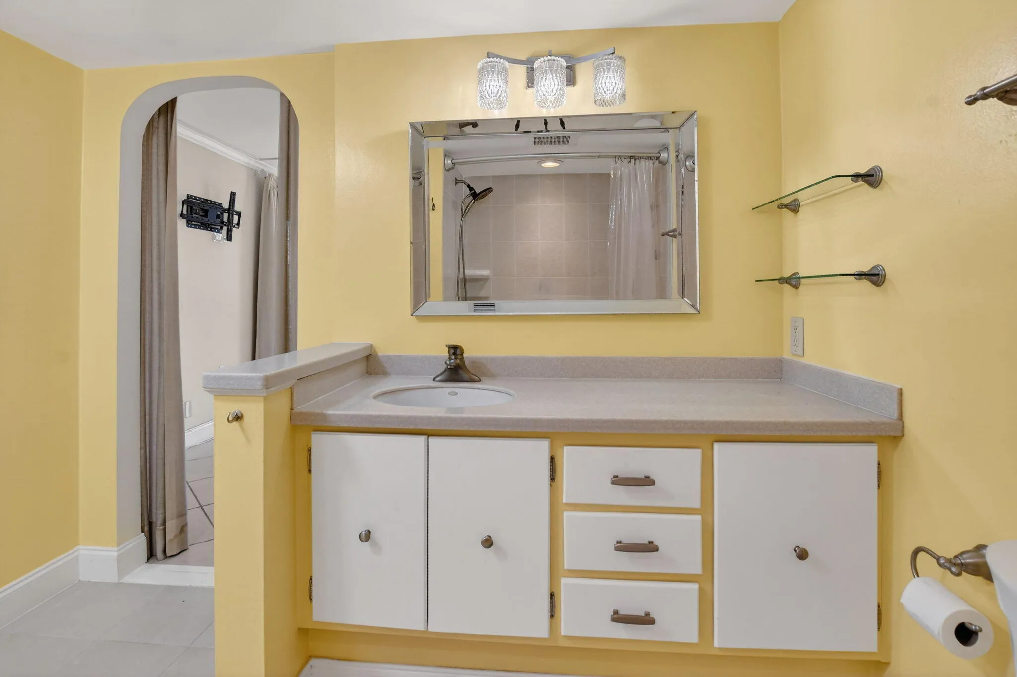 Lots of storage in the primary bath