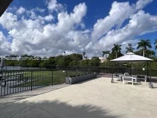POOL DECK