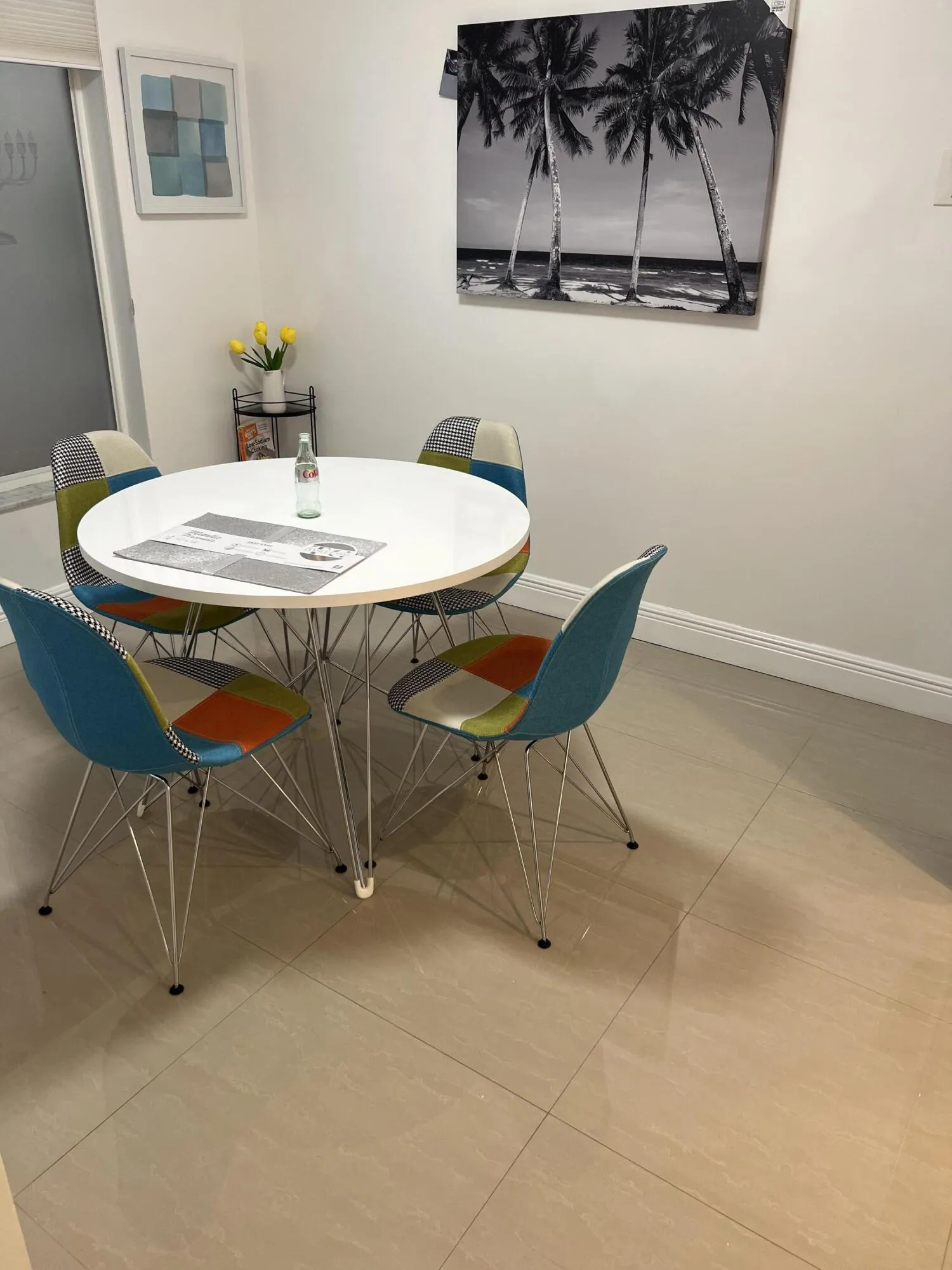 Eat in kitchen