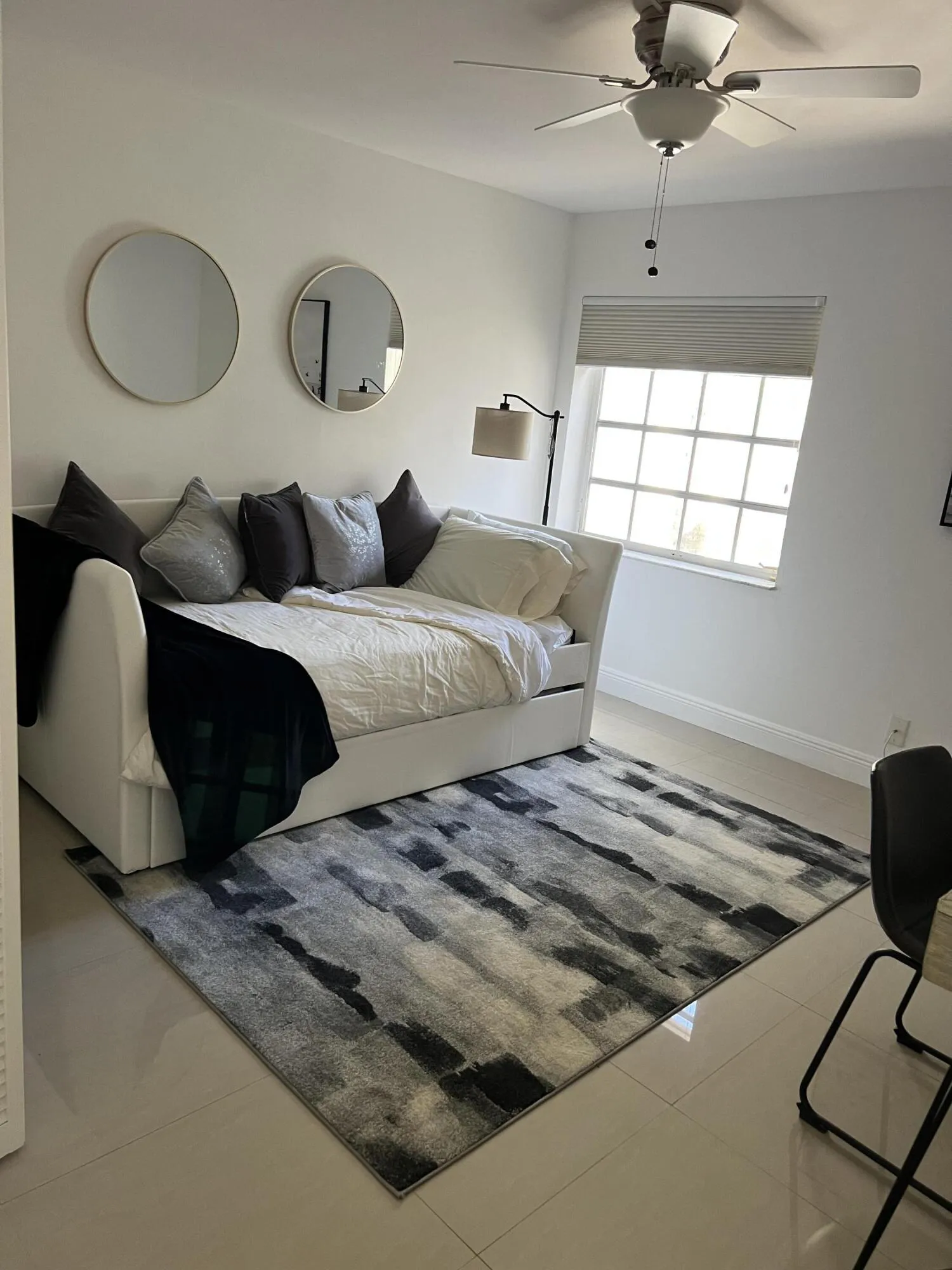 Second bedroom/office