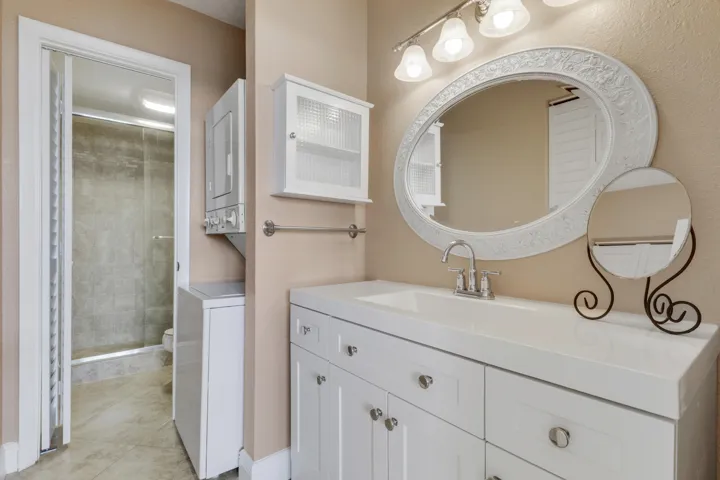 Master Bedroom Vanity