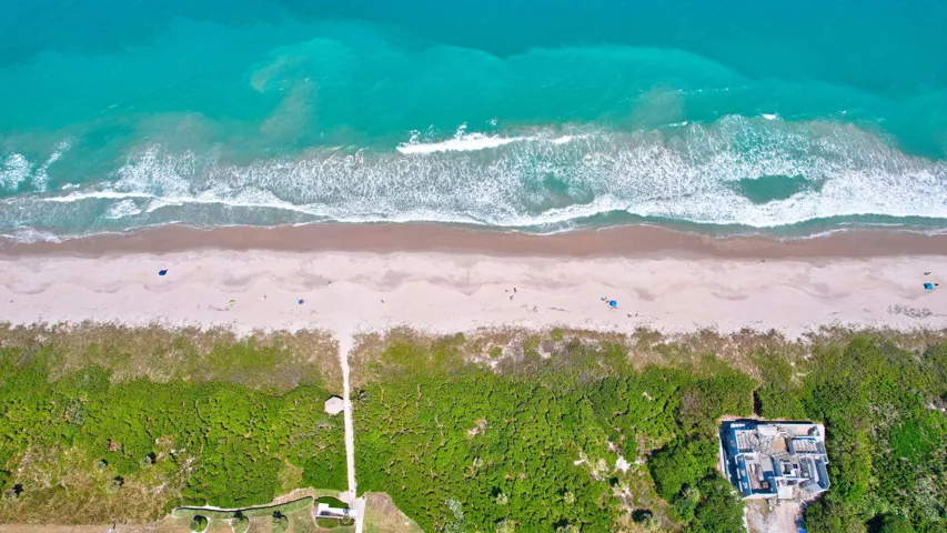 PRIVATE DEEDED BEACH