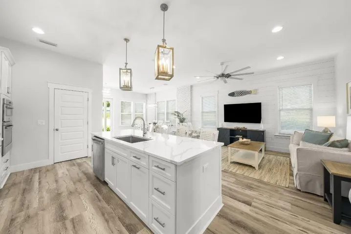 14-web-or-mls-19914 Front Beach Rd-14