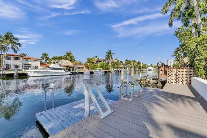 85 Foot dock