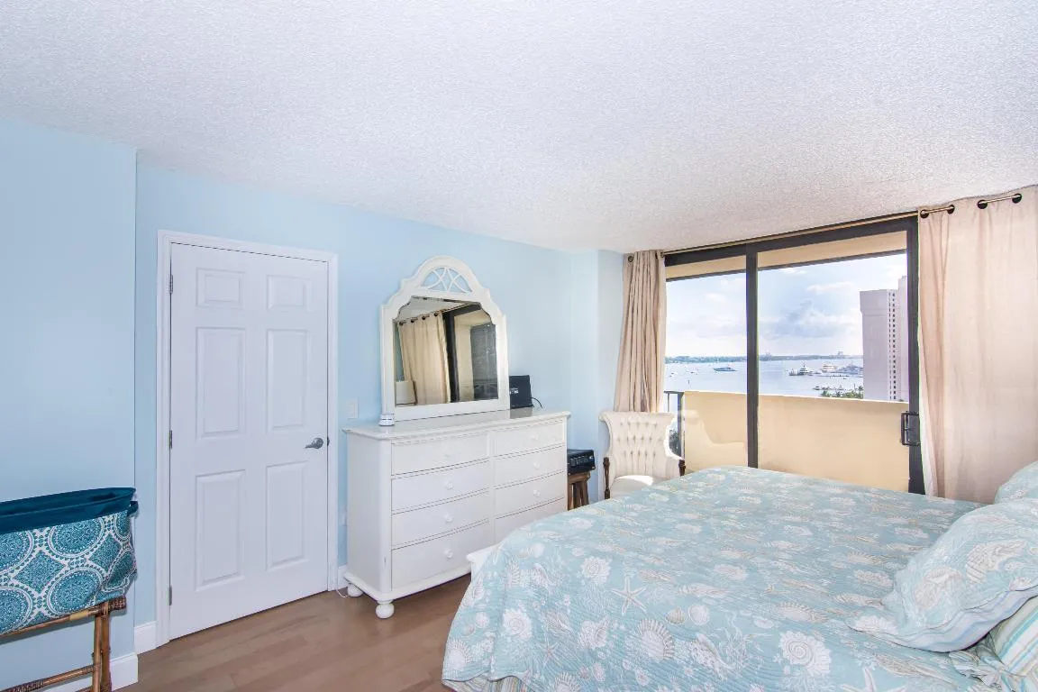PBH_Master Bedroom4
