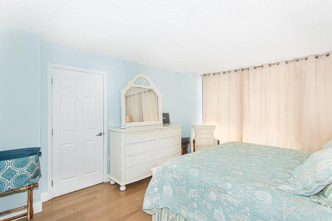 PBH_Master Bedroom3