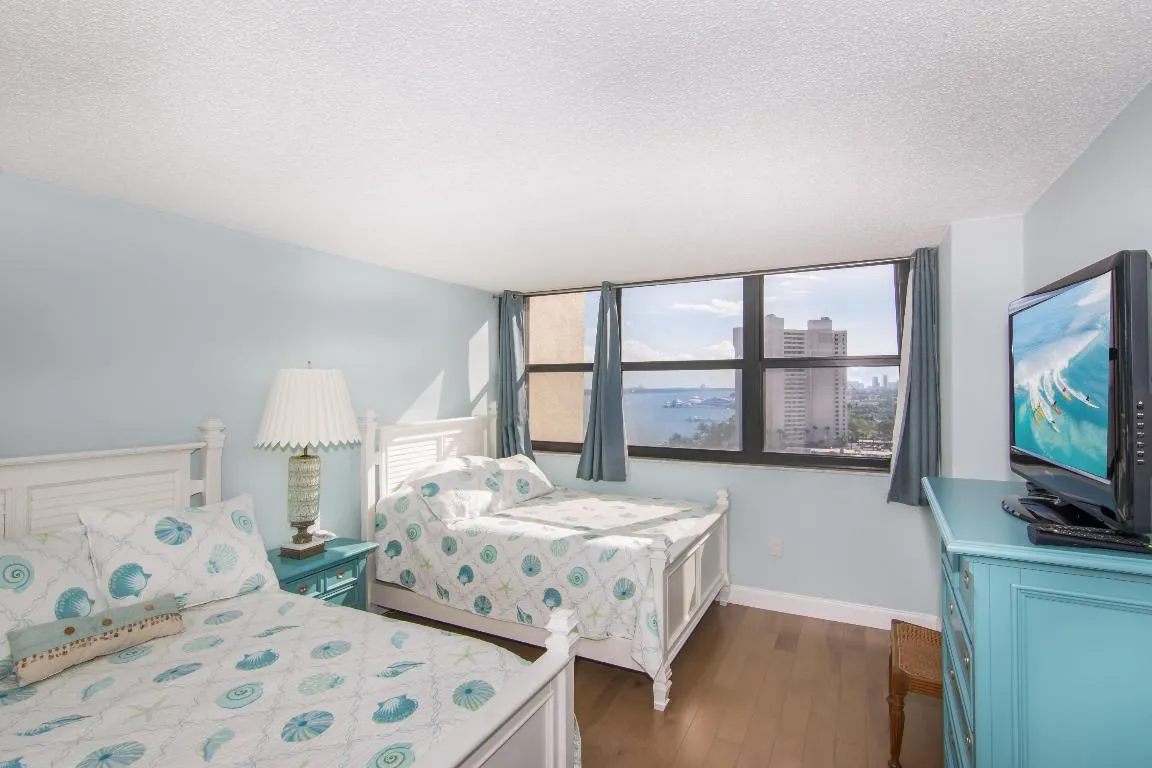 PBH_Second Bedroom1