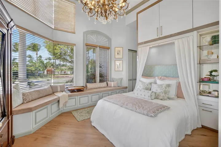 Front Bedroom Suite 2/Office - Banquette Seating/Storage & Vintage Crystal Chandelier