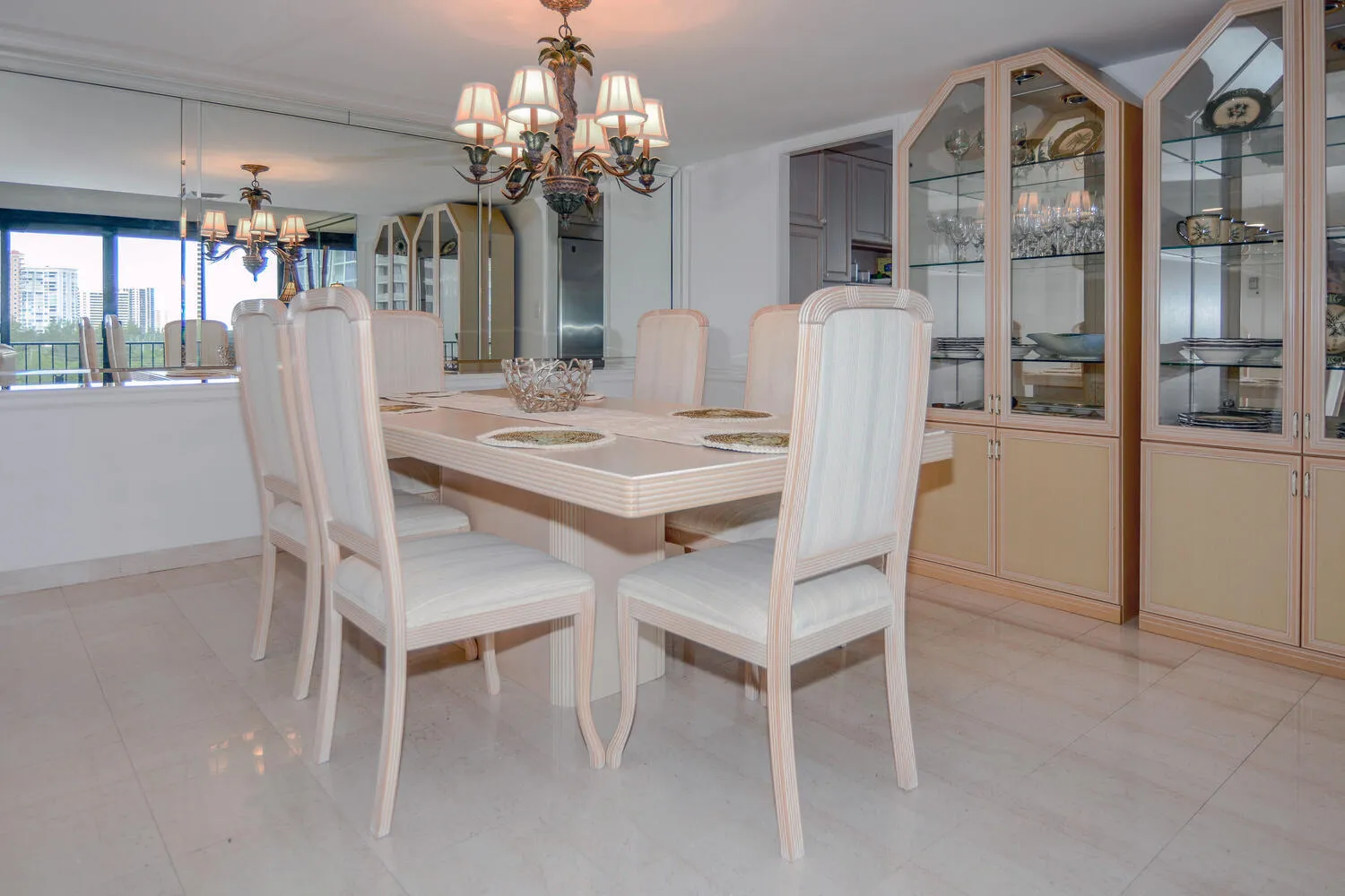 4200 N Ocean Dr Apt 2606-large-008-025-D