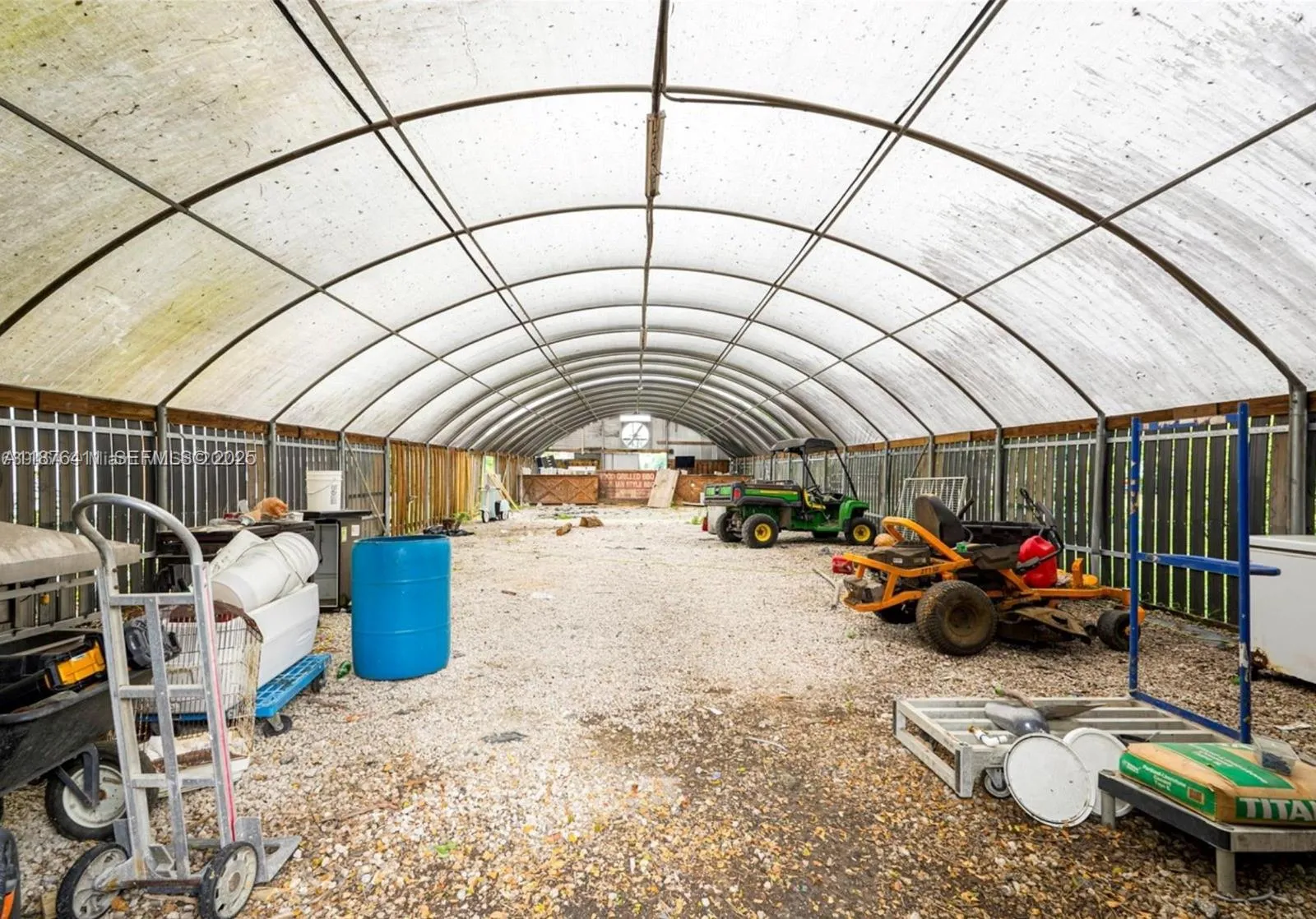 Property photo 28