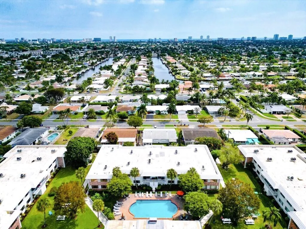 Virginian Apartments