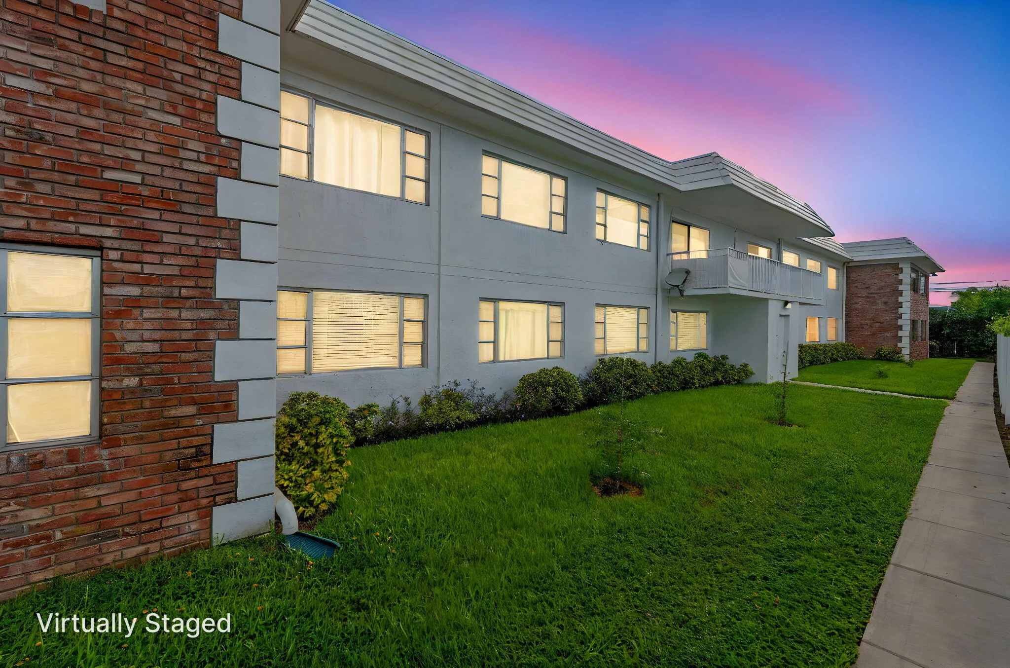 Building 1, 418 S Cypress Rd