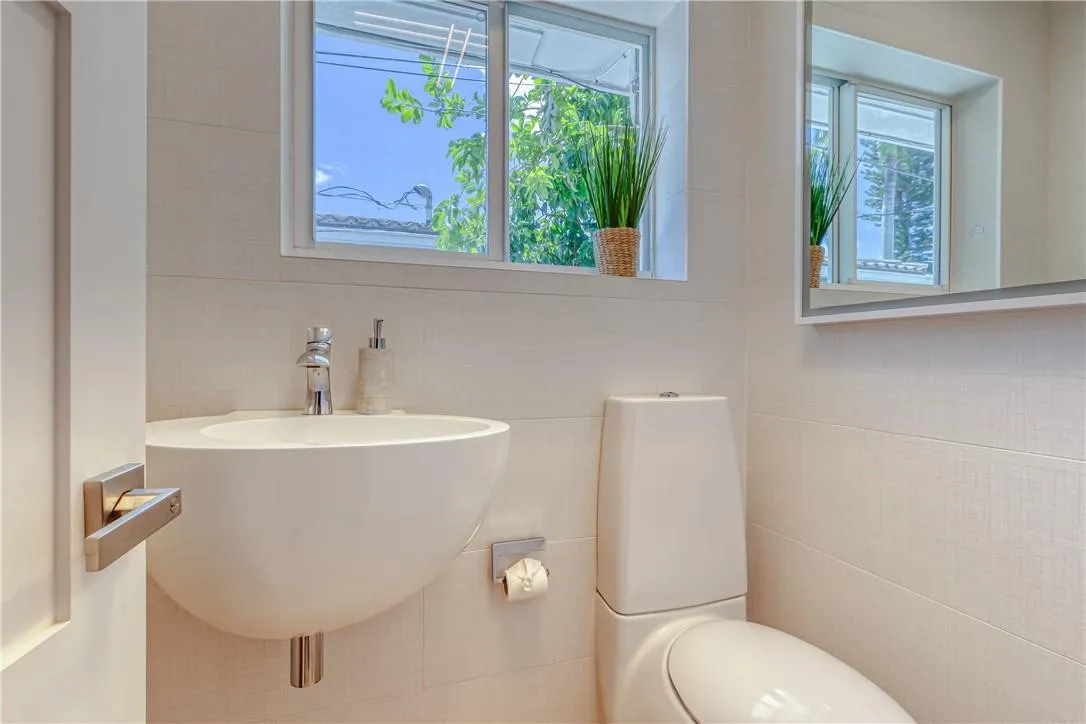Guest bathroom