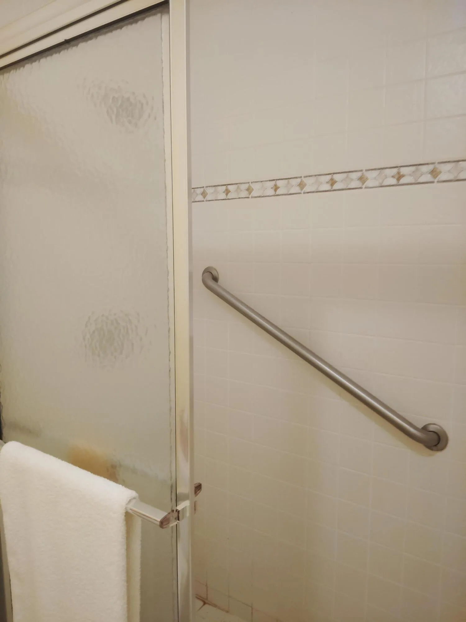26 SHOWER