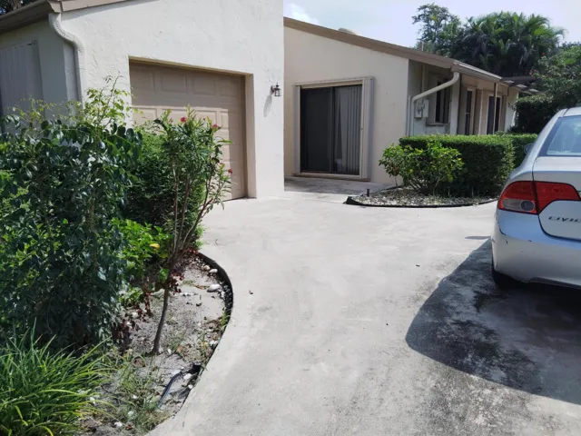 853 nw 26th ave front