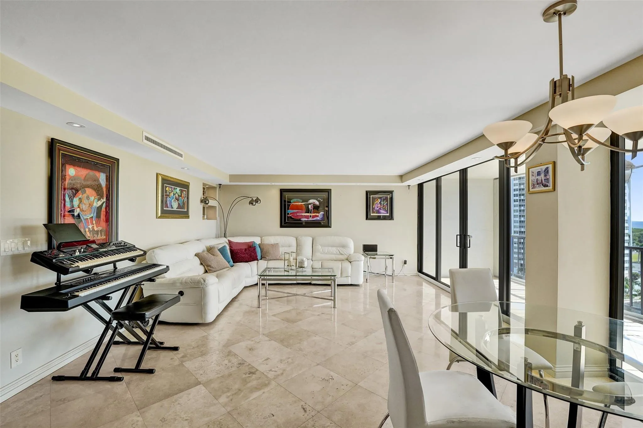 Photo 36