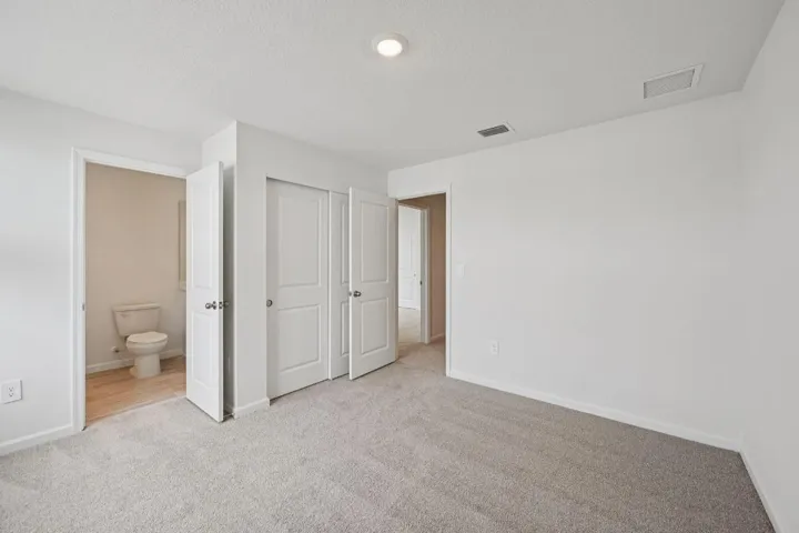 568 Salisbury Cir Fort Pierce FL (27)