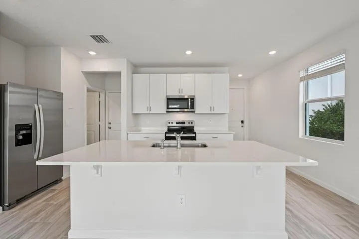 568 Salisbury Cir Fort Pierce FL (11)