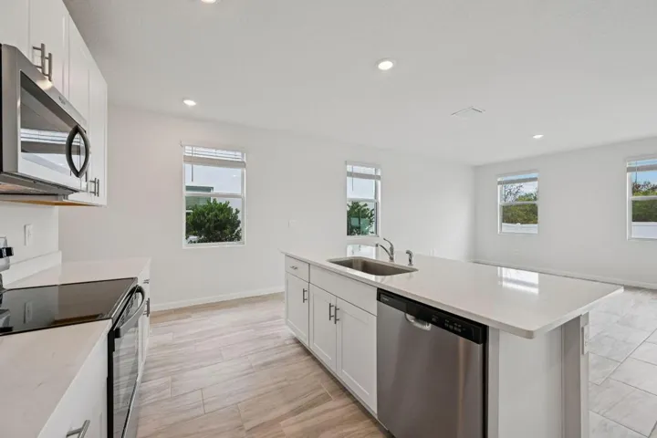 568 Salisbury Cir Fort Pierce FL (14)