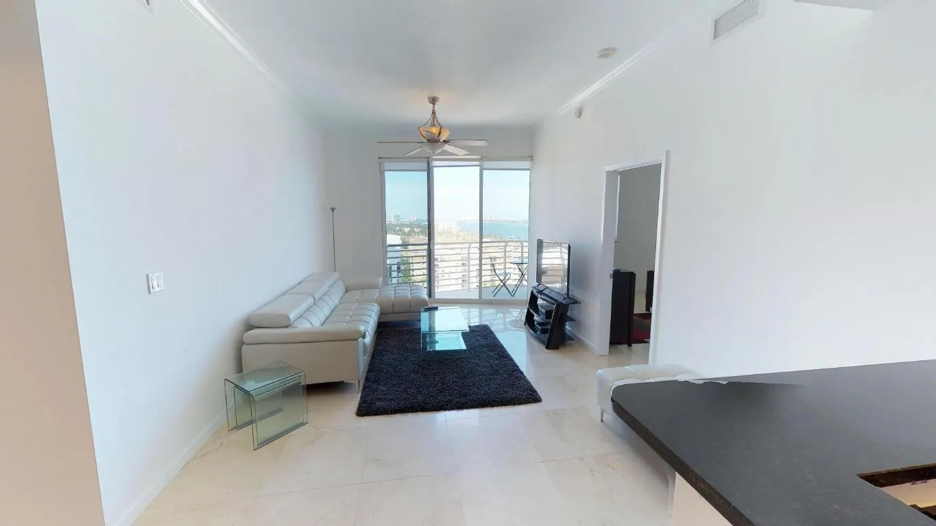 Slade-LPh03-1551-Flagler-DriveWest-Palm-